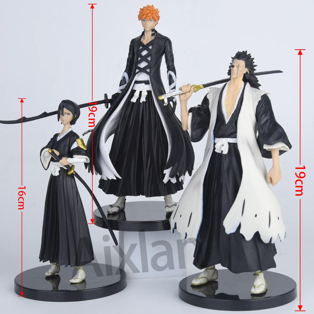 18cm BLEACH Anime Figure Hitsugaya Toushirou Zaraki Kenpachi Kurosaki Ichigo PVC Action Figure Collectible Model Toys Kid Gift